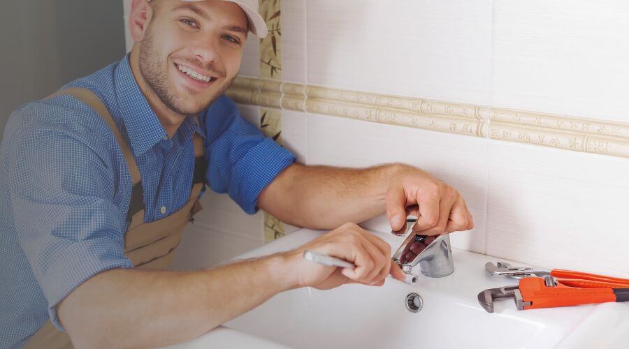 Handle or spout repair in Costa Mesa, CA